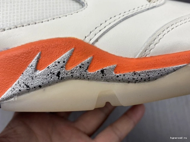 DC1060-100 Jordan Orange Retro 5 Total 0823